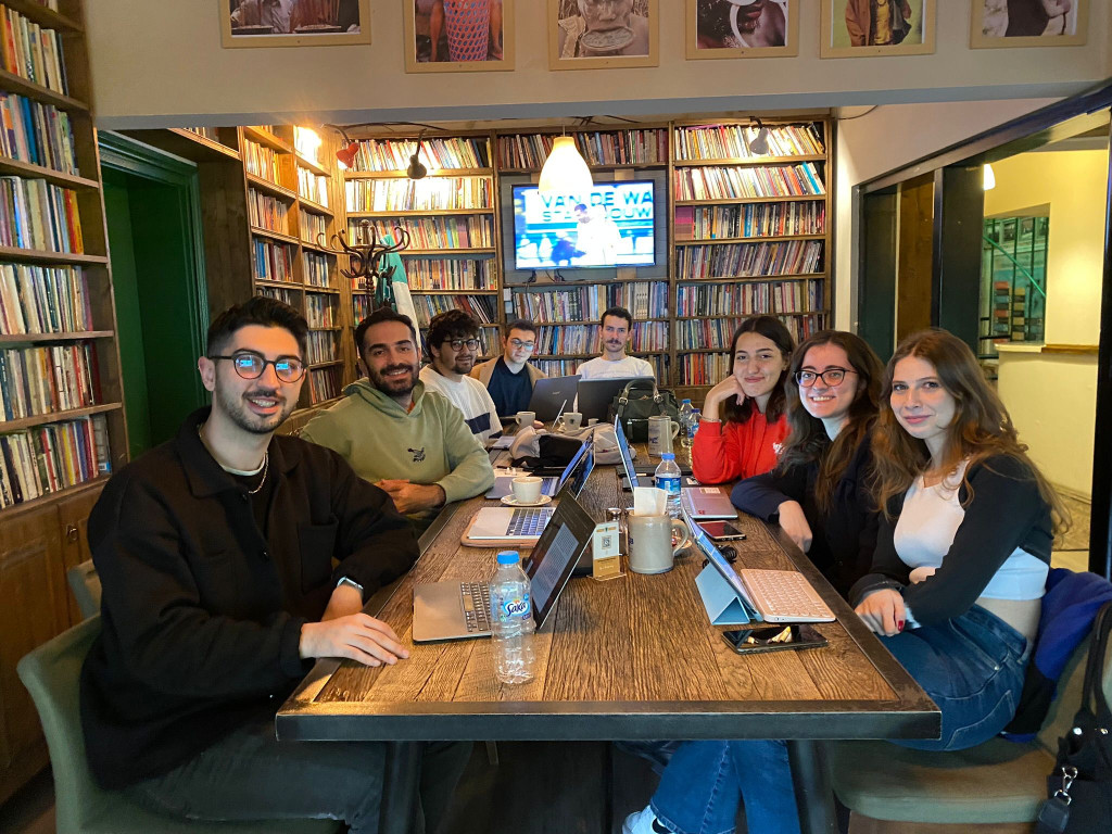 1705428536-WhatsApp Image 2023-12-08 at 13.50.26.jpg